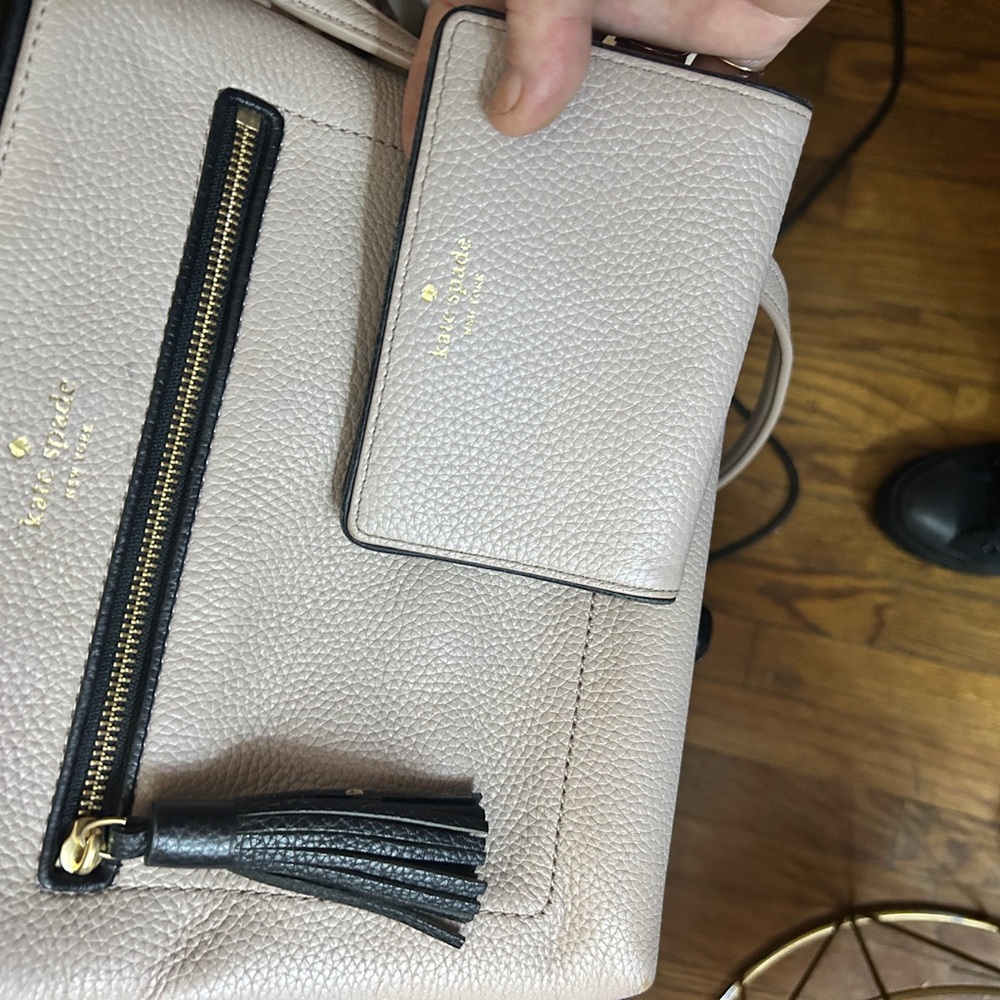 Kate Spade Light Pink Crossbody Bag with Wallet